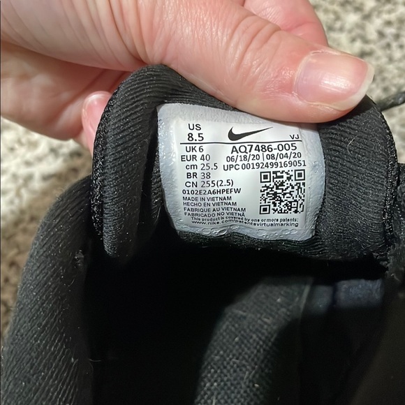 Nike Womens Black Running Shoes - Picture 4 of 7